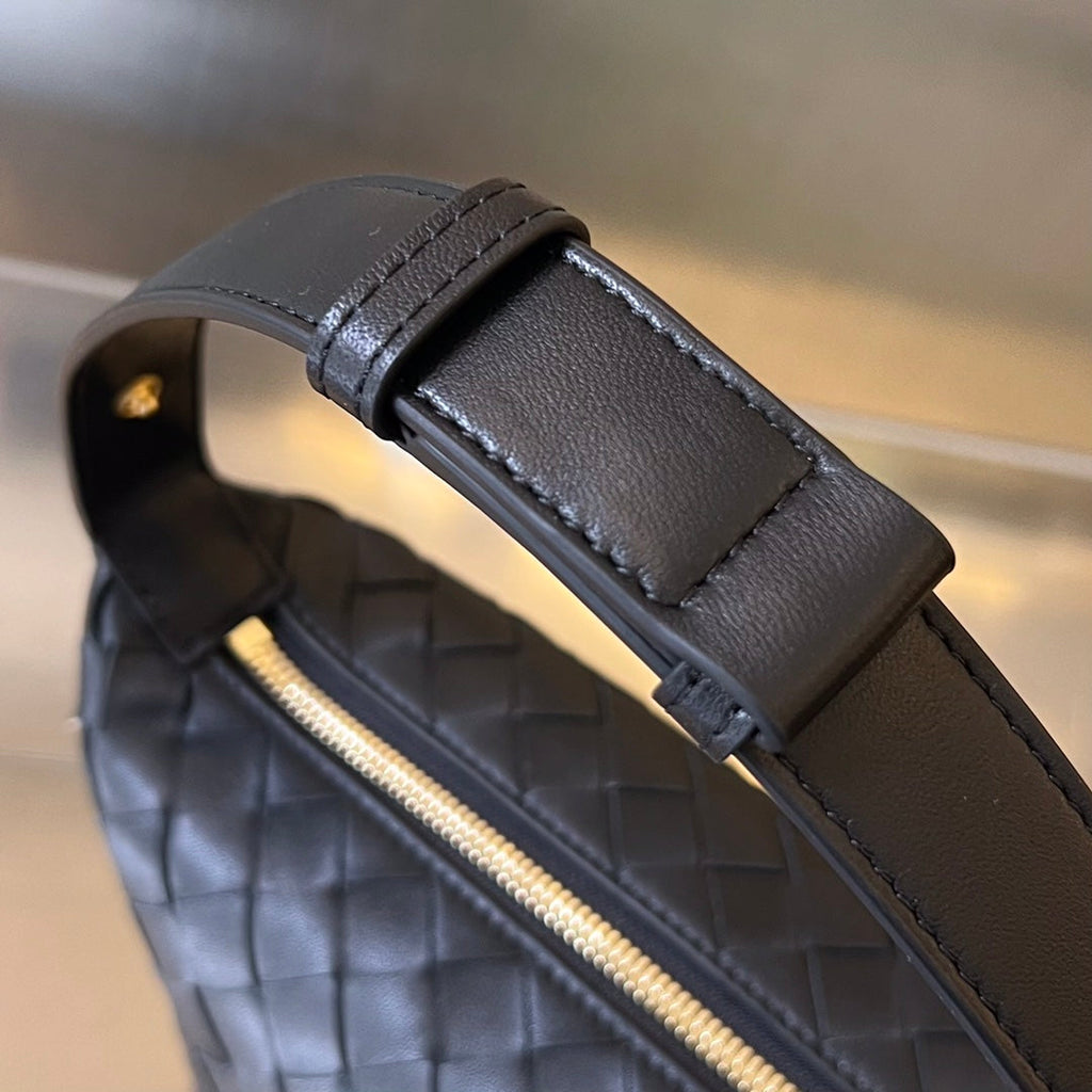 ウォレス 22 バッグ（ブラックカーフスキン）