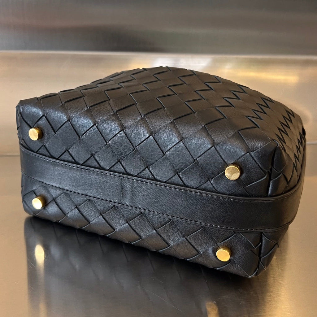 ウォレス 22 バッグ（ブラックカーフスキン）