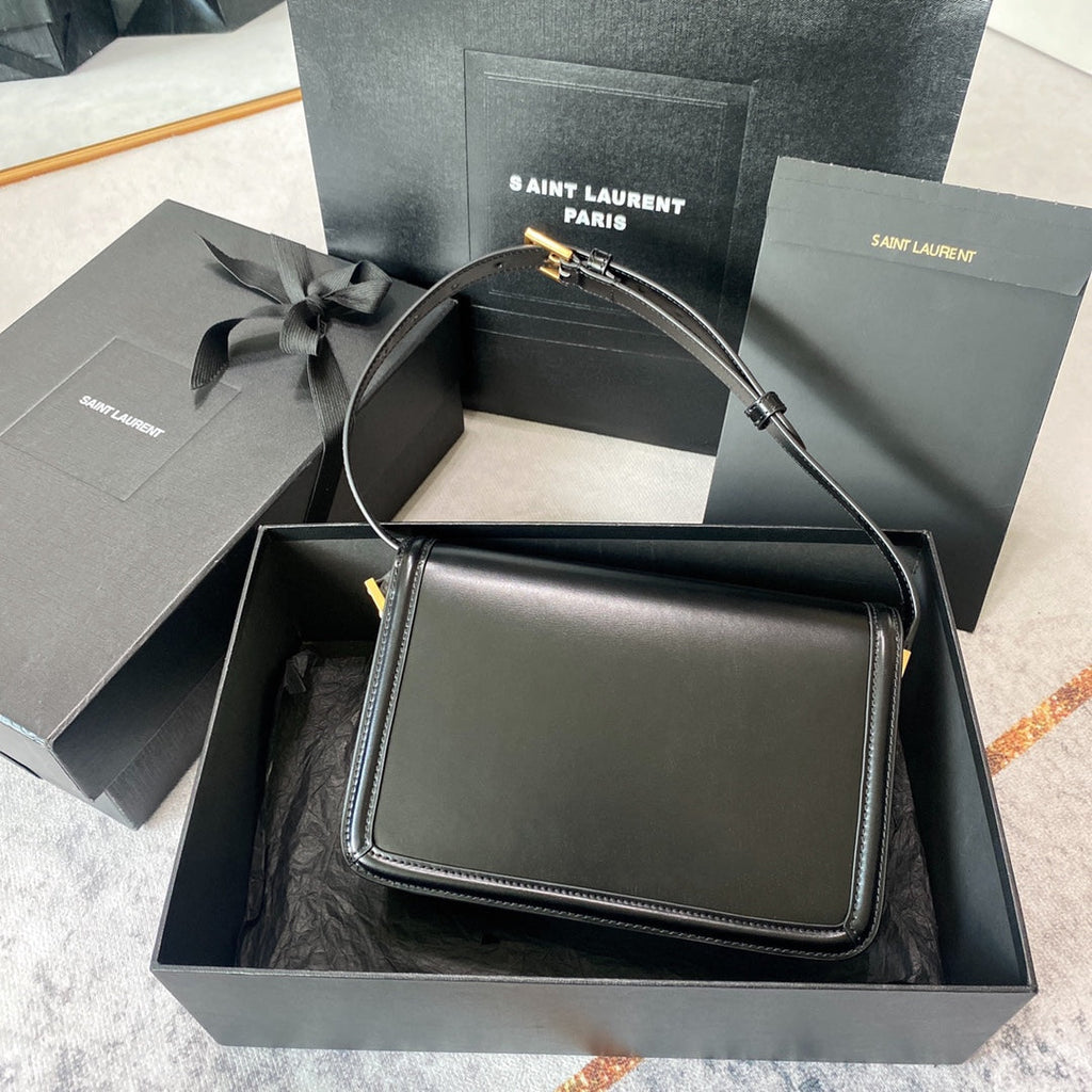 ソルフェリーノ ミディアム サッチェル 23インチ ブラック×ホワイト カーフスキン ゴールドロゴ