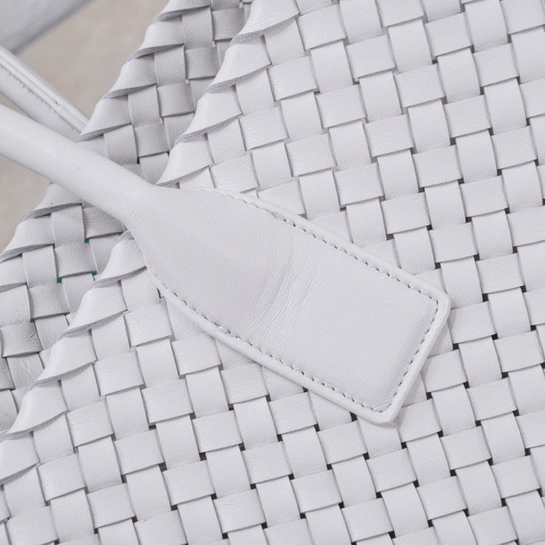 ラージ キャバット 45cm ホワイト ラムスキン Ghw 