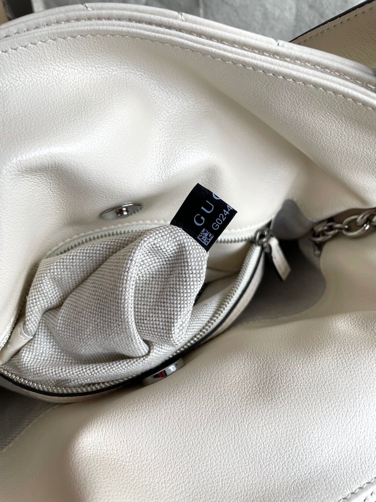 ブロンディ トートバッグ 30インチ ホワイトカーフスキン シルバー金具