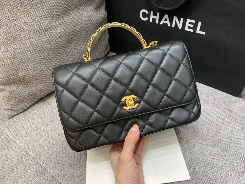 スモールフラップバッグ 24cm トップハンドル ブラック ラムスキン ゴールド金具