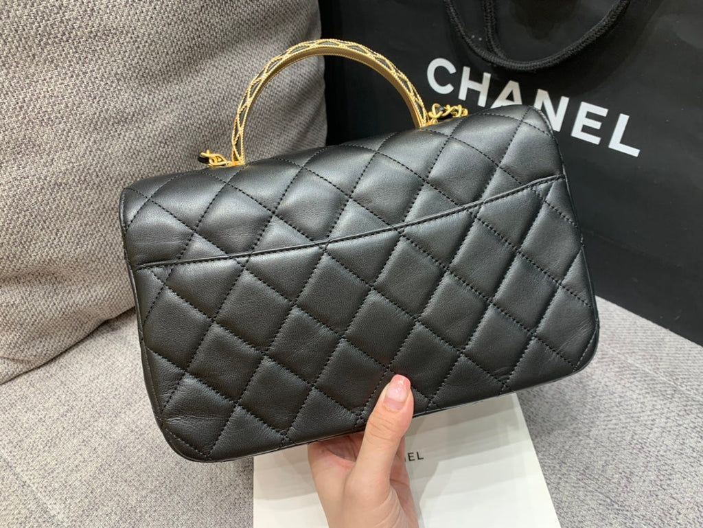 スモールフラップバッグ 24cm トップハンドル ブラック ラムスキン ゴールド金具