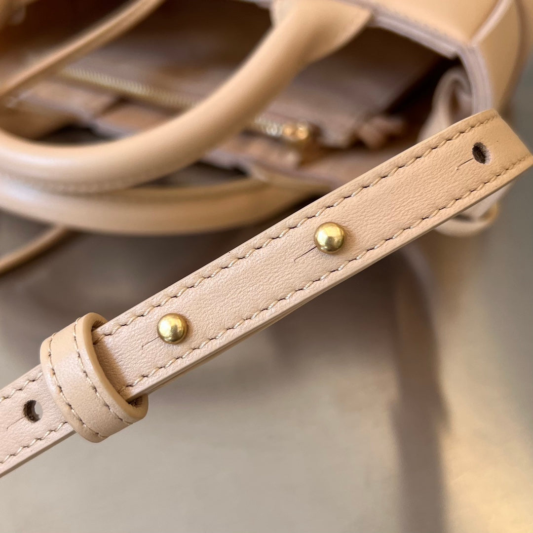 CANDY ARCO TOTE 20 IN TAN BROWN CALFSKIN