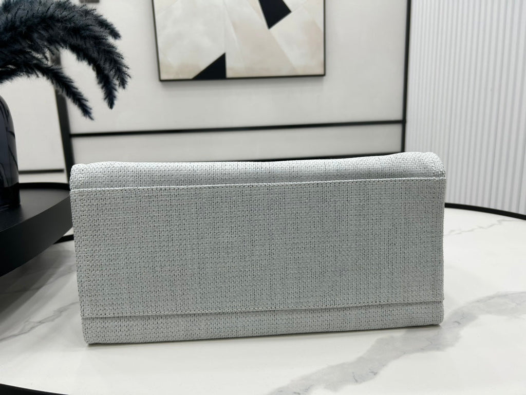 CC DEAUVILLE ラージ 38 トートバッグ（ライトグレー キャンバス、ブラック ロゴ入り）