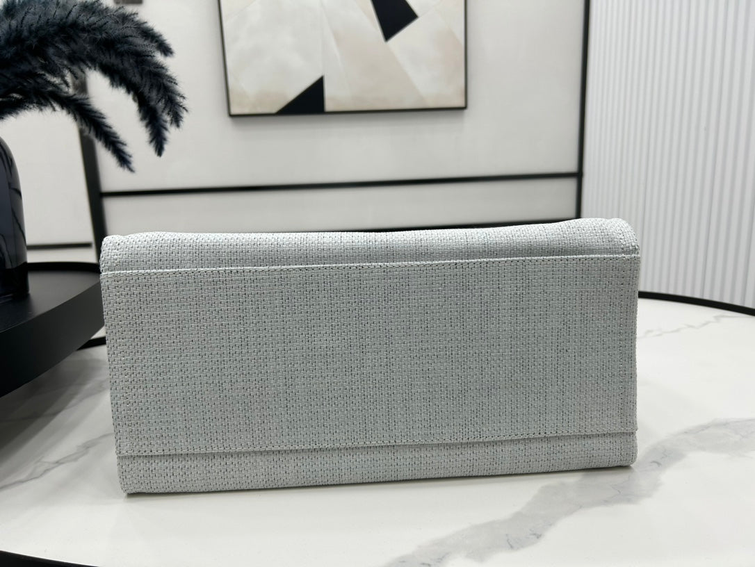 CC DEAUVILLE ラージ 38 トートバッグ（ライトグレー キャンバス、ブラック ロゴ入り）