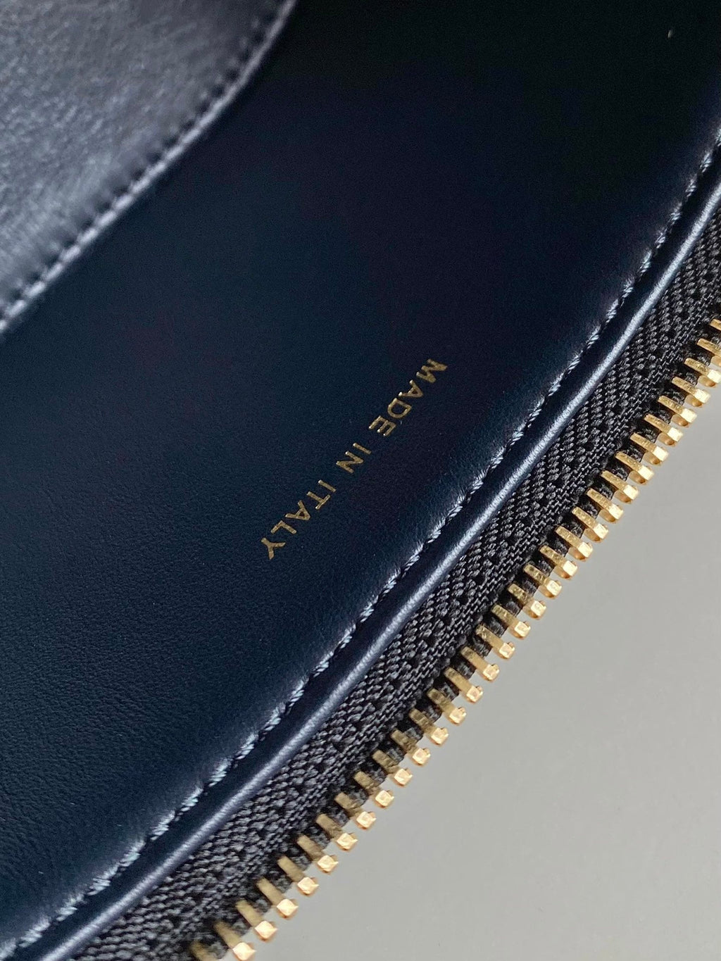 シグネチャー バニティ 16 ブルー オブリーク ジャカード