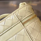 ミニバニティケース 18インチ ベージュクリームラムスキン