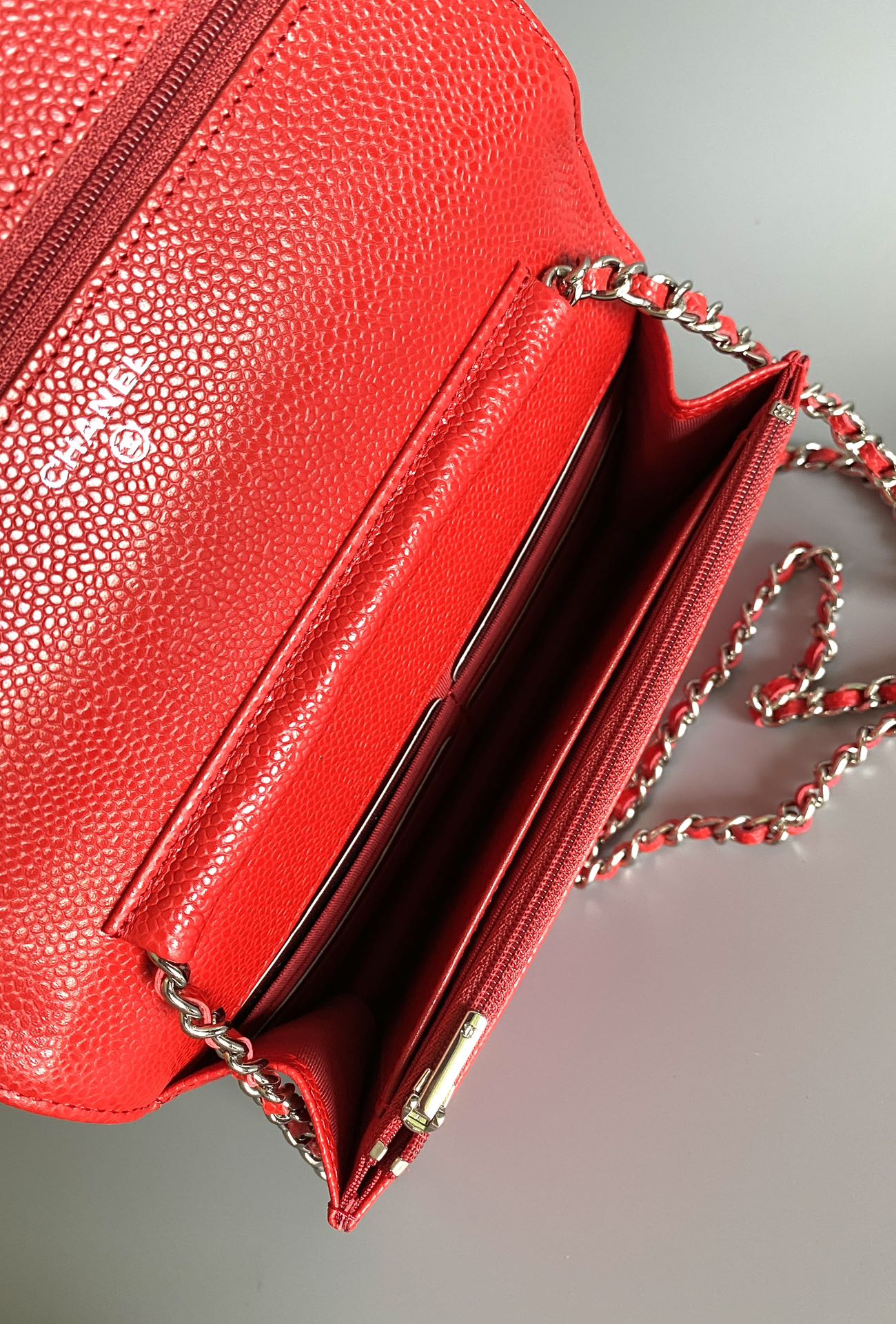 CC WOC 19 レッドキャビア シルバーハードウェア