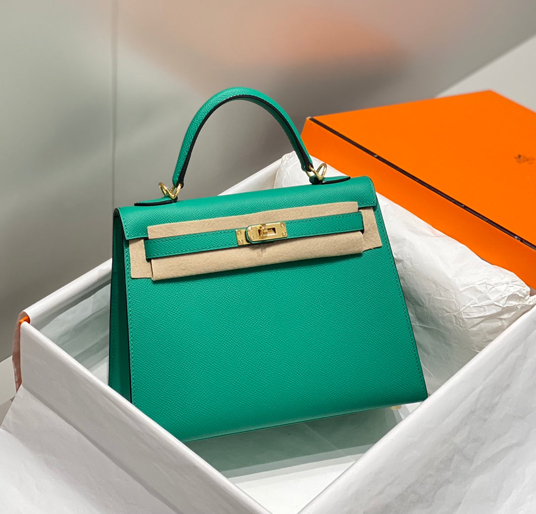 KELLY 25CM IN VERT VERTIGO EPSOM CALFSKIN GOLD HARDWARE