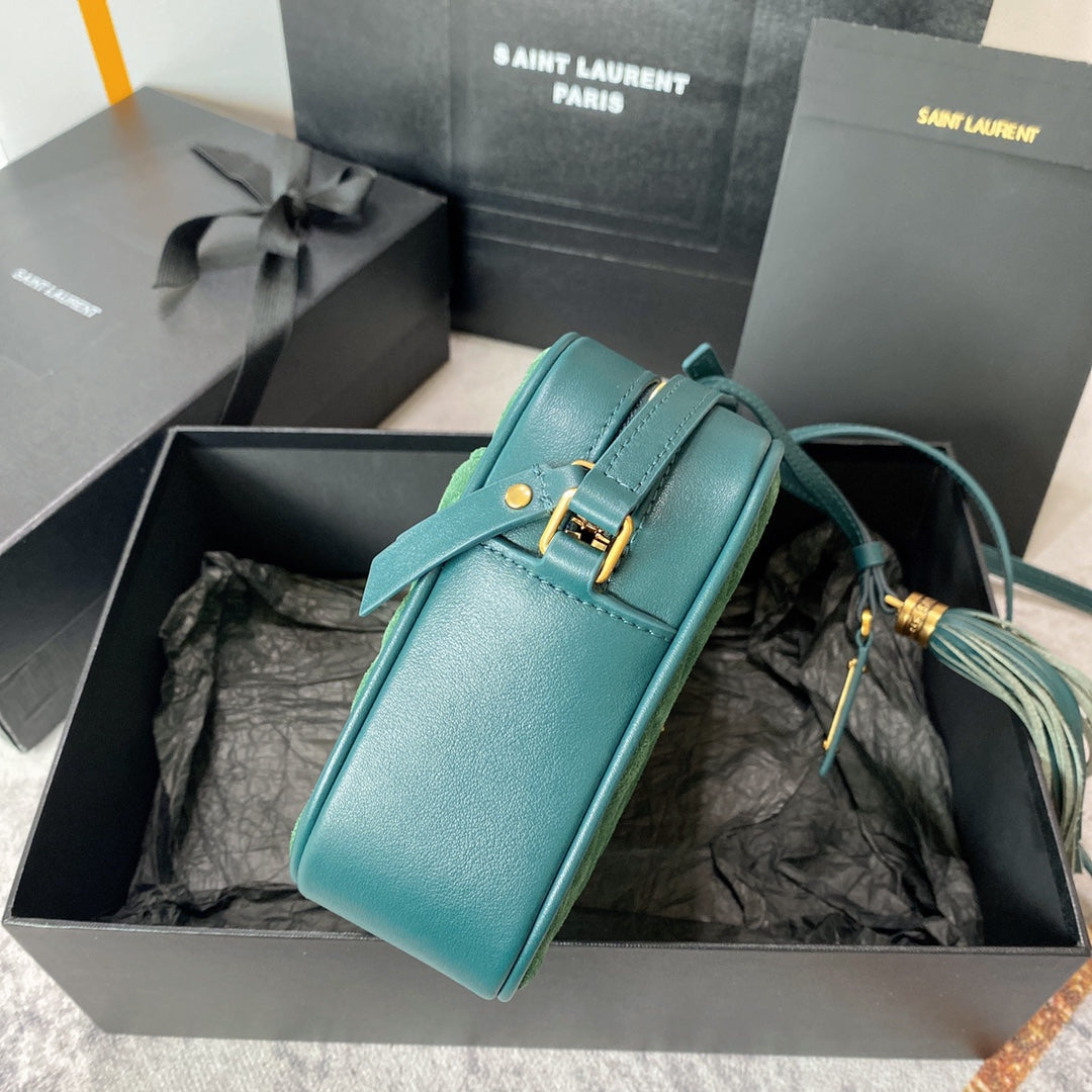 ルー カメラバッグ 23 グリーンがかったスエードとカーフスキントリム