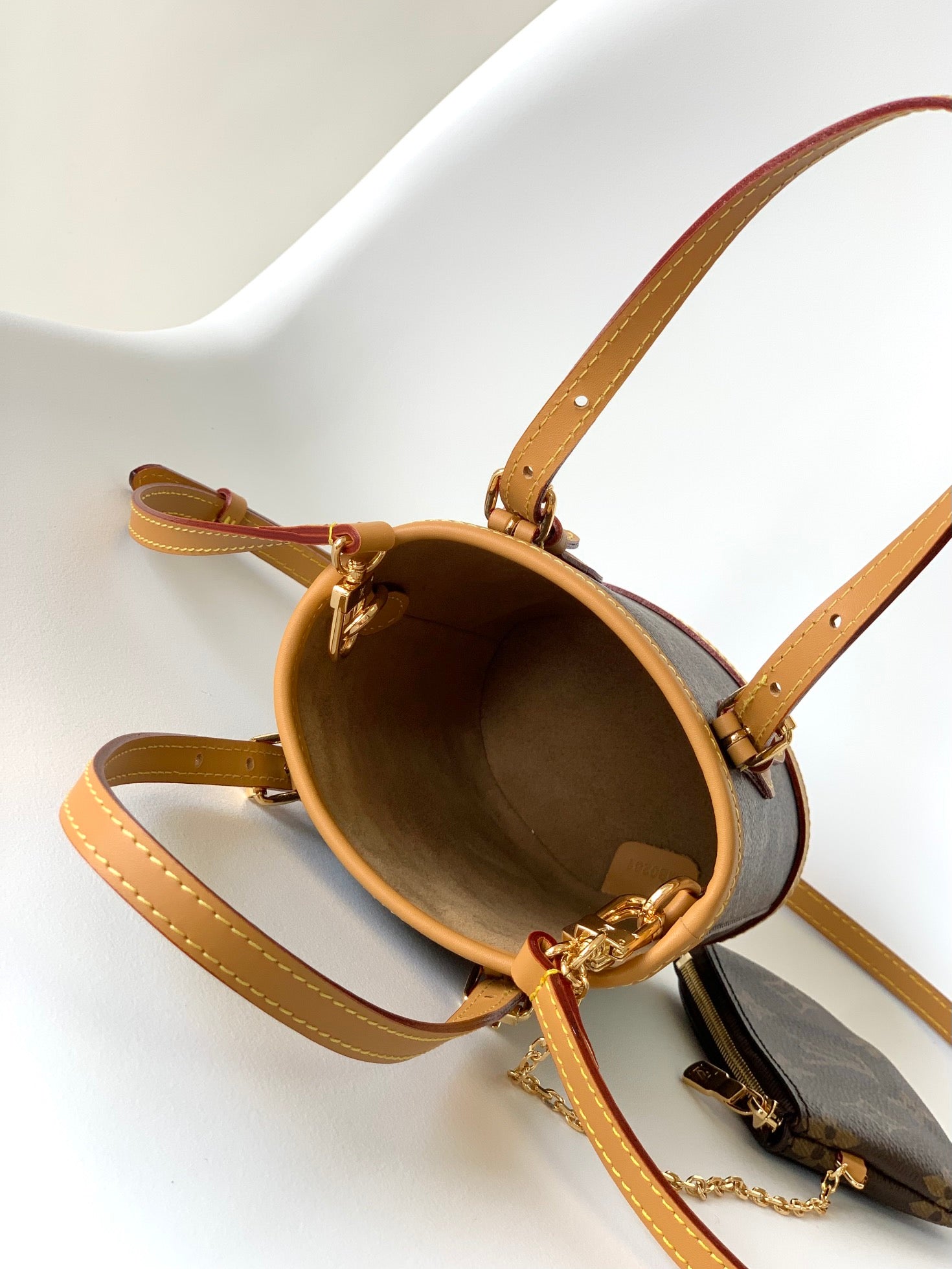 ナノバケット 13 ブラウン モノグラム キャンバス