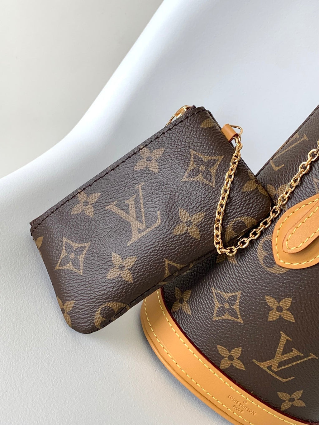 ナノバケット 13 ブラウン モノグラム キャンバス