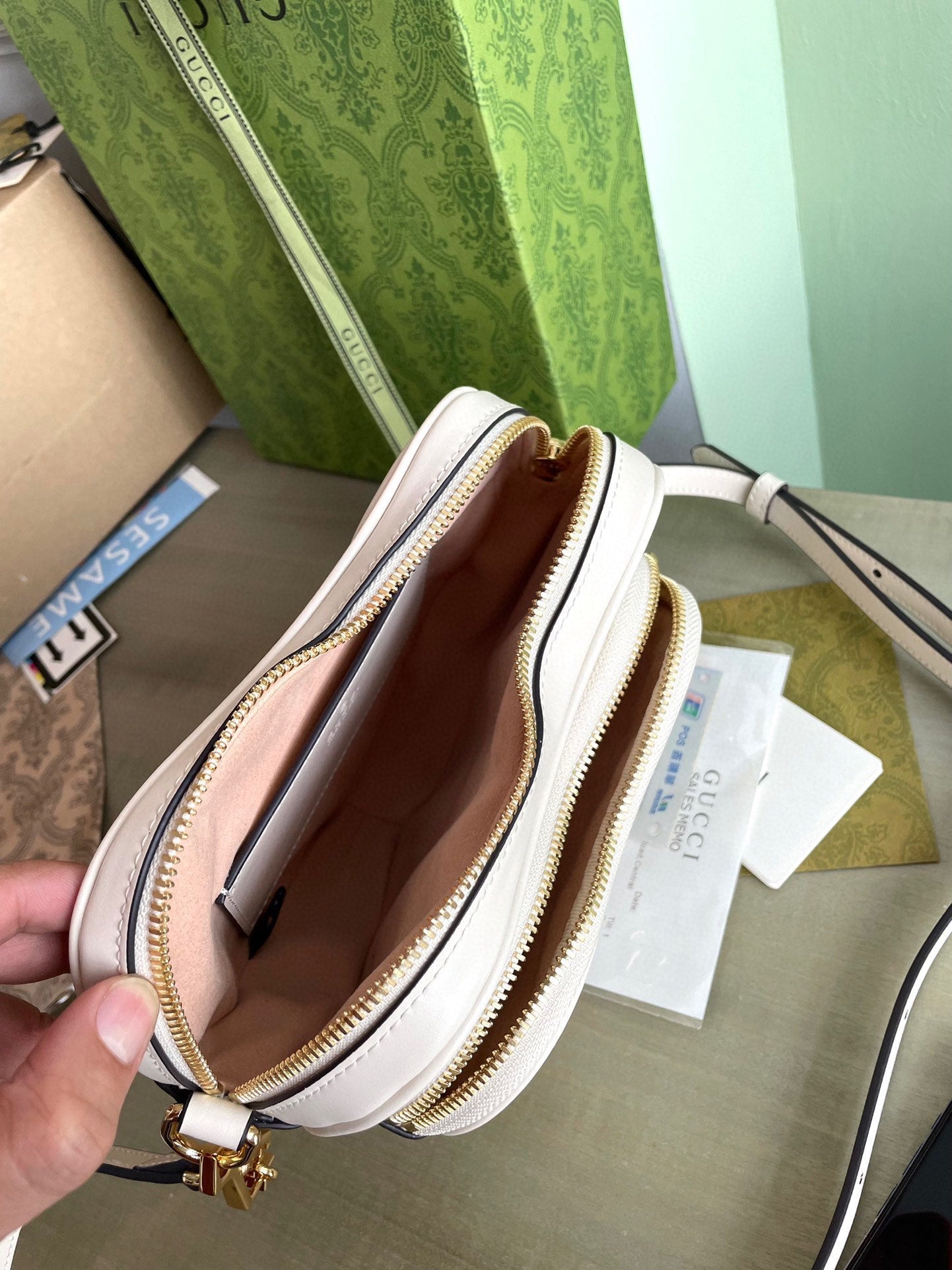 マーモント ハートバッグ 20インチ ホワイトカーフスキン ゴールド金具