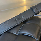 ミニカセット 18インチ ブラック ラムスキン