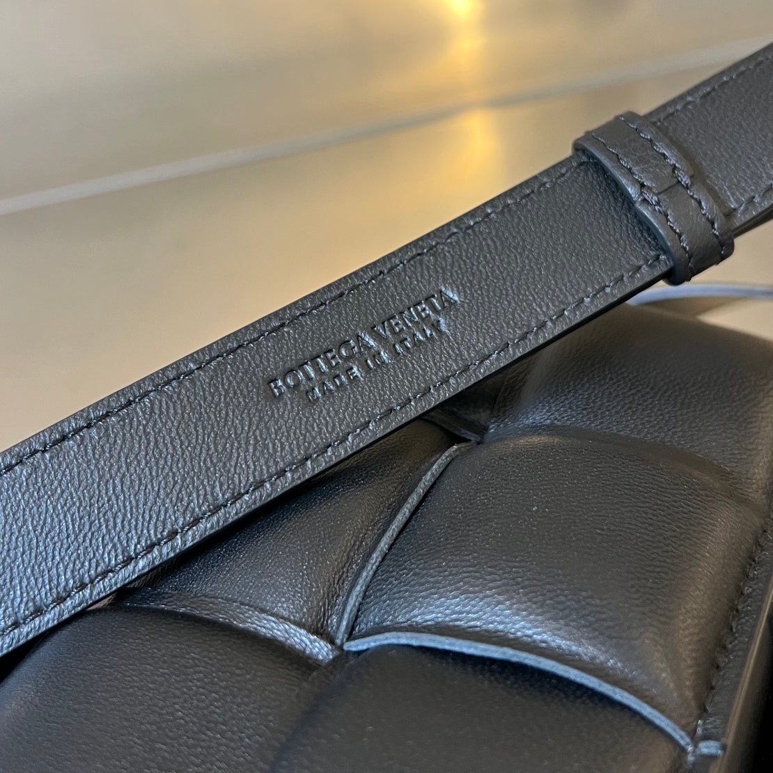 ミニカセット 18インチ ブラック ラムスキン