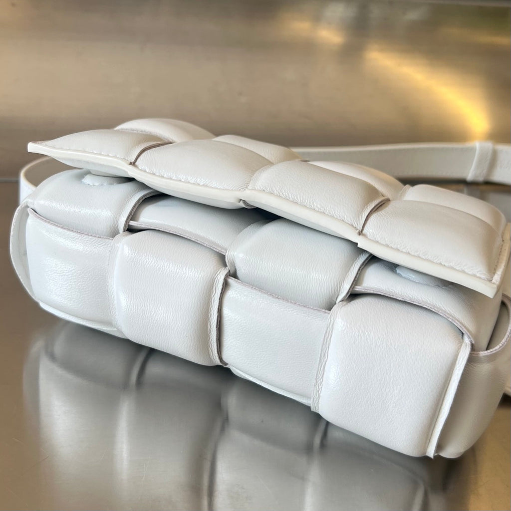 ミニカセット 18インチ ホワイトラムスキン