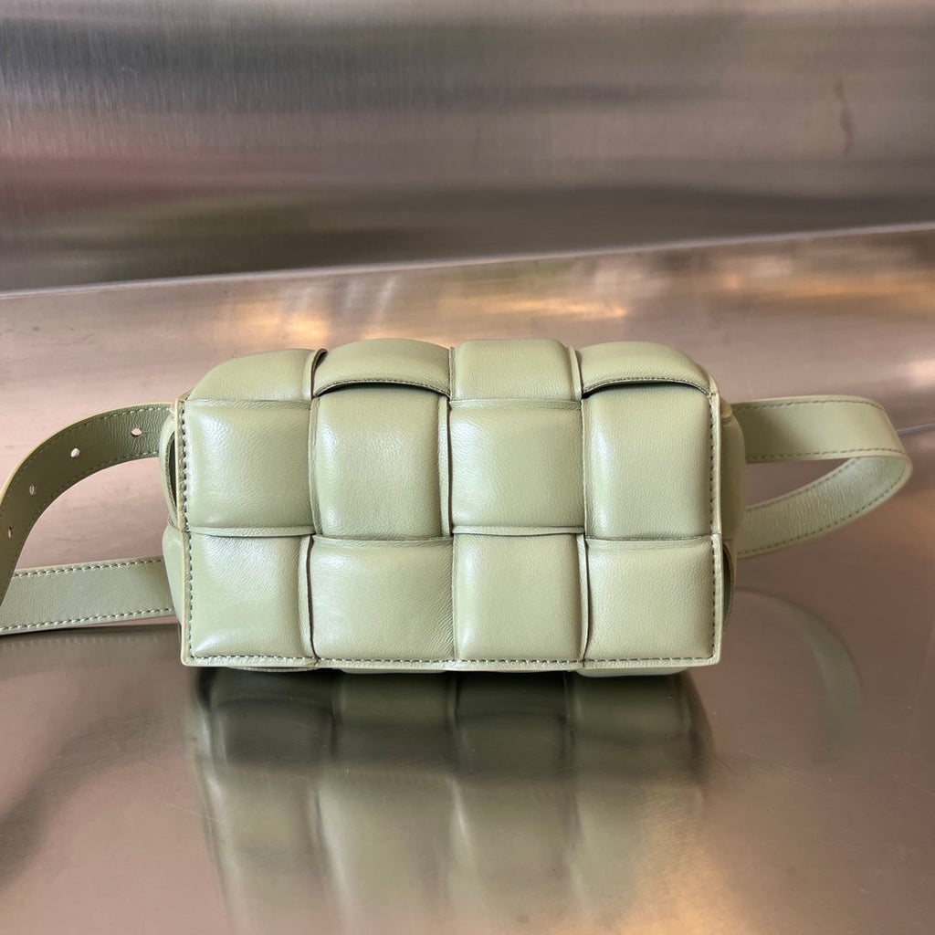 ミニカセット 18インチ ホワイトクリームラムスキン