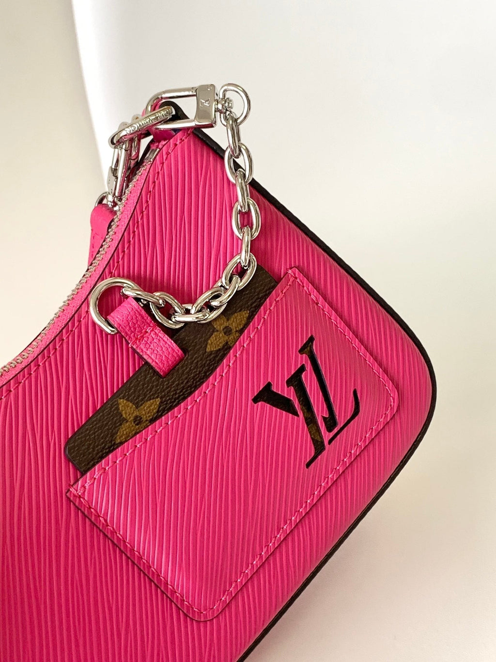 マレリーニ 19 ダークピンク エピ グレインレザー