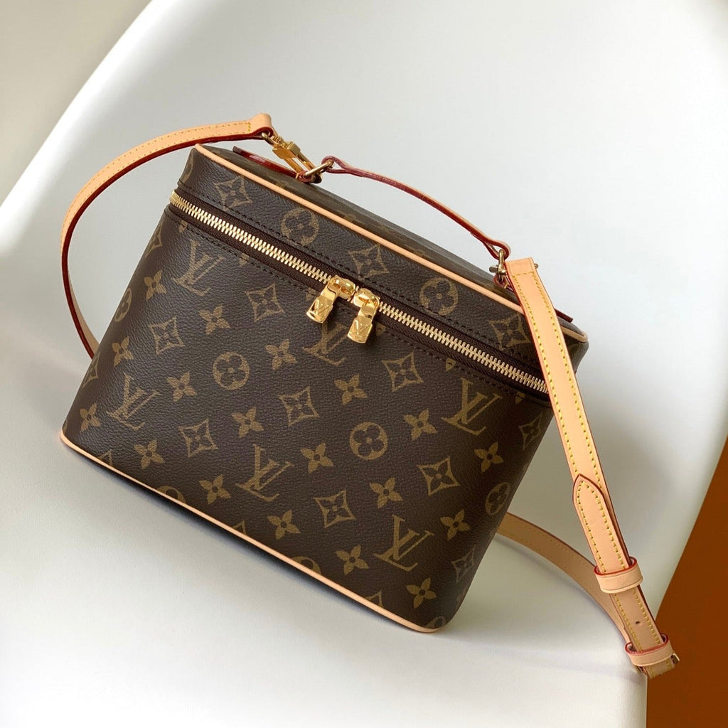 ナイスBB 24トイレタリーポーチ