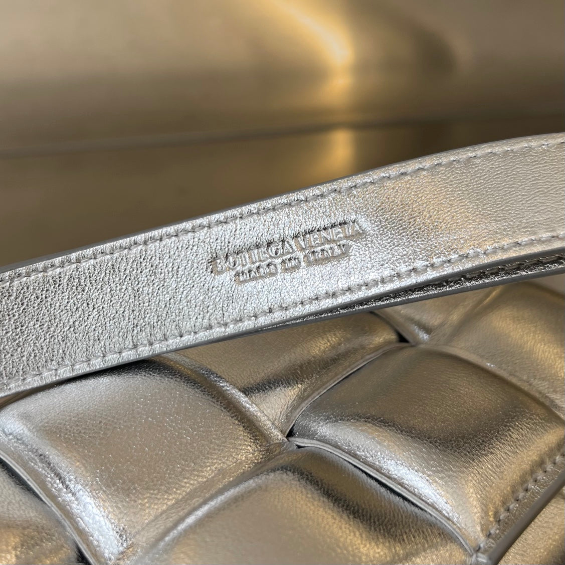 ミニカセット 18インチ シルバー ラムスキン