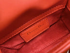 スカーレットレッドラムスキンのマイクロレディ12バッグ