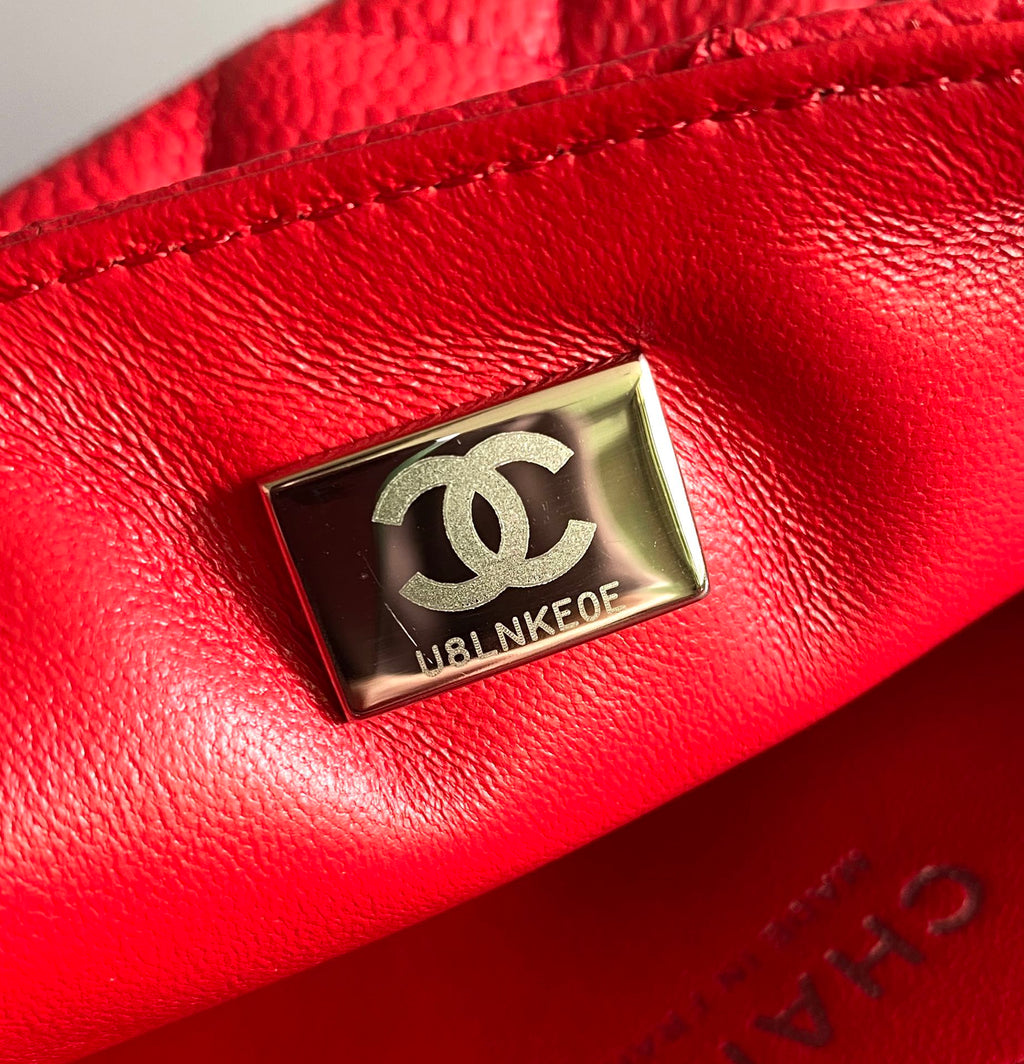 ミニ長方形フラップバッグ 20cm レッドキャビア シルバー金具