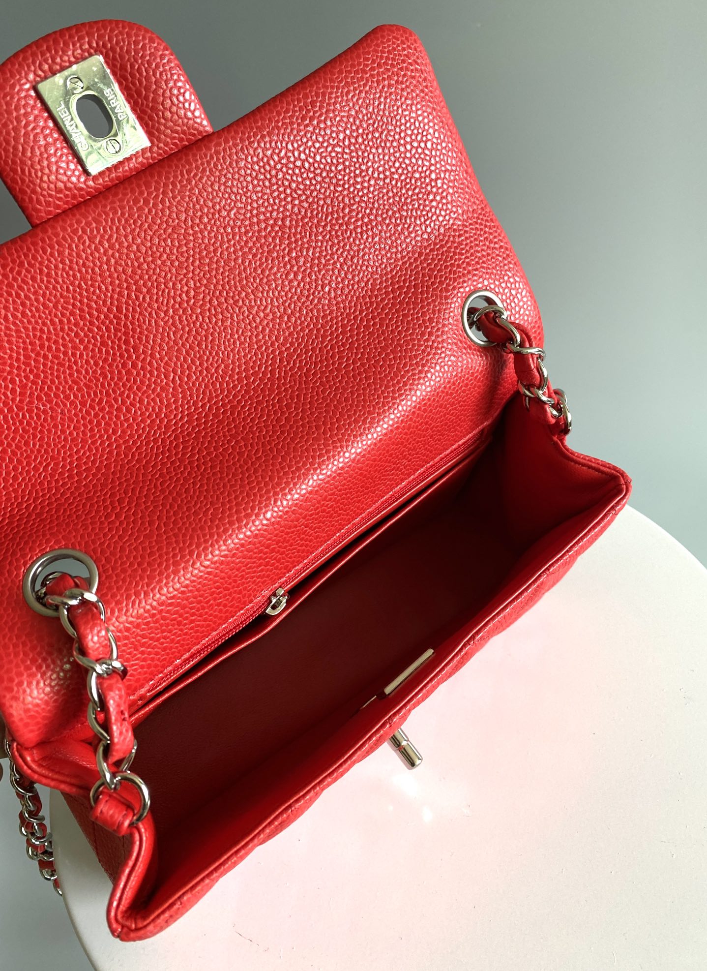 ミニ長方形フラップバッグ 20cm レッドキャビア シルバー金具