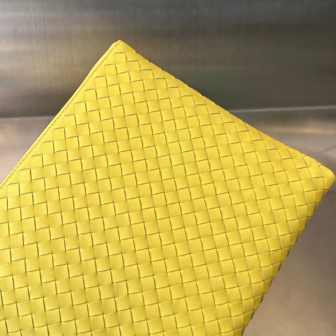 イントレチャート 30 ライトイエロー ラムスキン