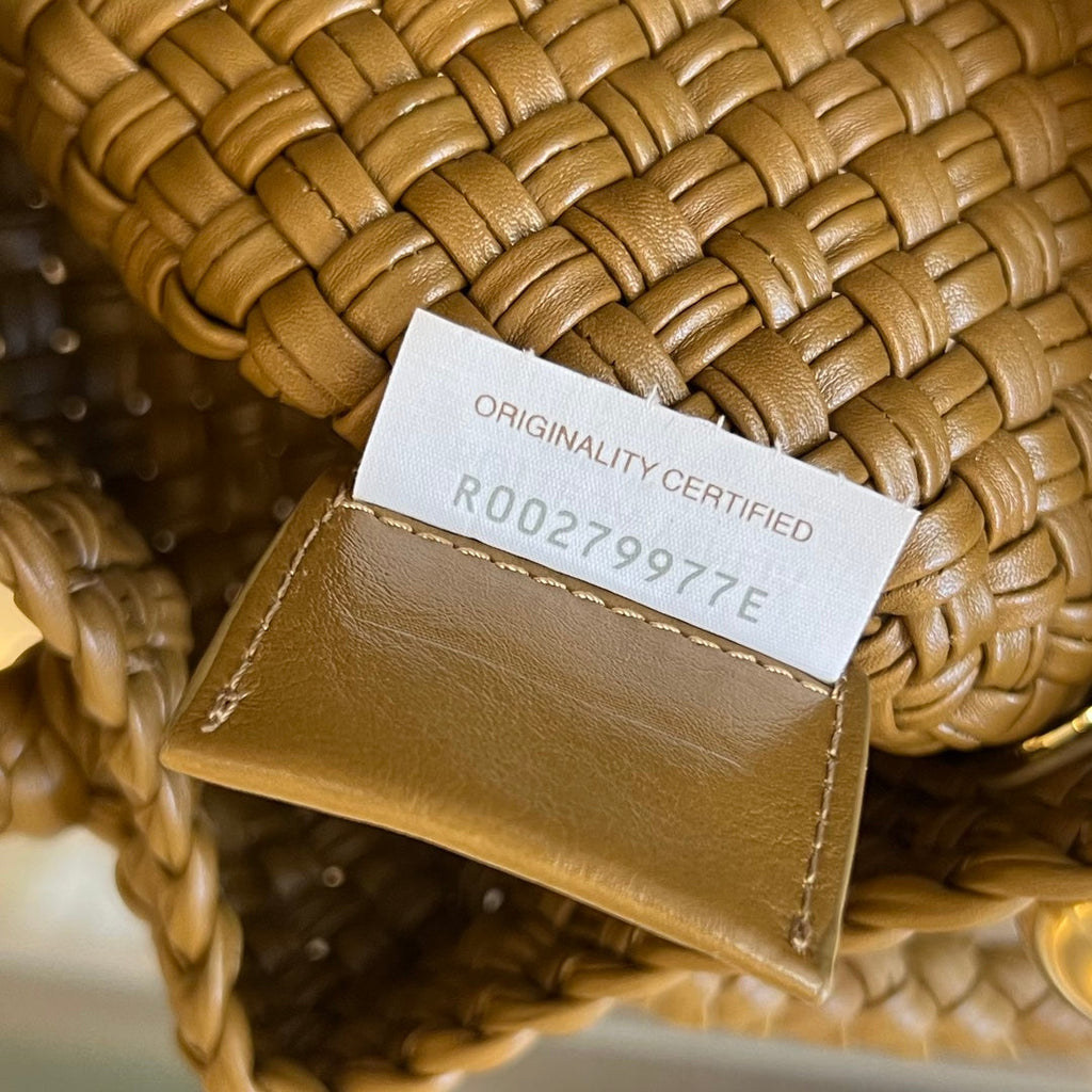 トスカ 27 バッグ エイコーンカーフスキン