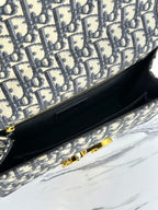 モンテーニュ 25 バッグ（ブルー オブリーク ジャカード）