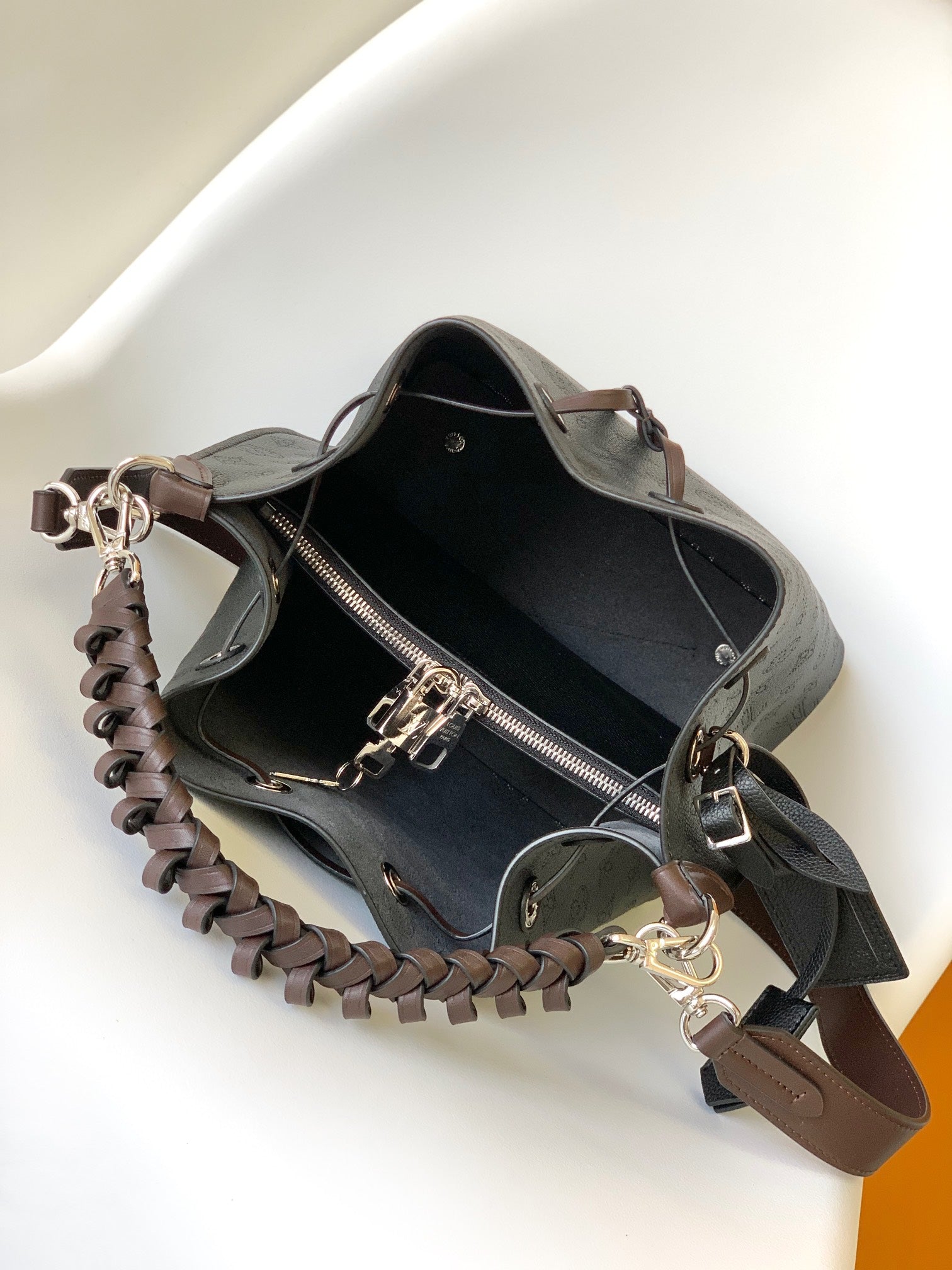 MURIA 25 BLACK MAHINA LEATHER