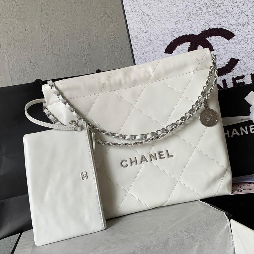 CC ミディアム 37 ハンドバッグ（ホワイトシャイニーカーフスキン、シルバー金具）