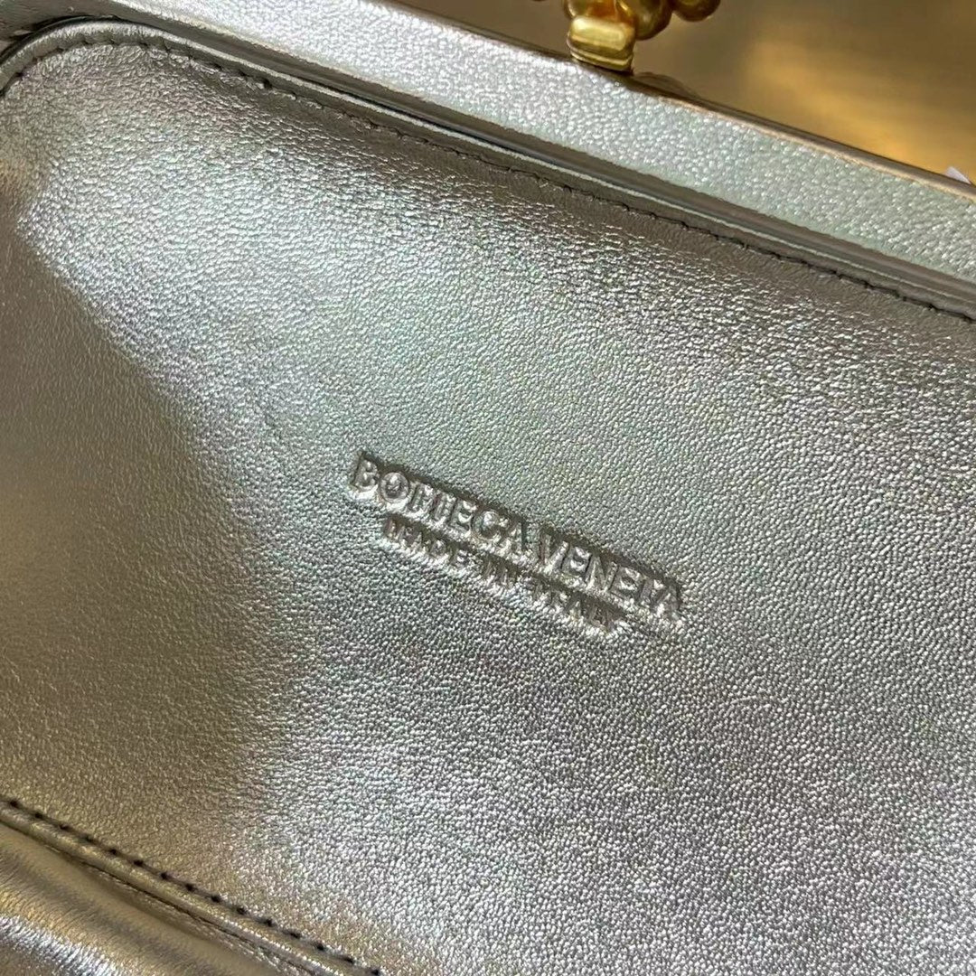 ゴールデンノット 19 シルバーラムスキン