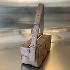 ブリックカセット28 ミディアムブラウンカーフスキン