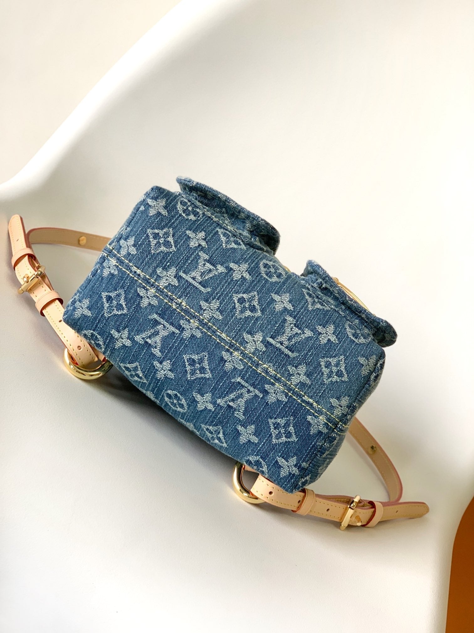 ヴェニス バックパック 24 デニムブルー