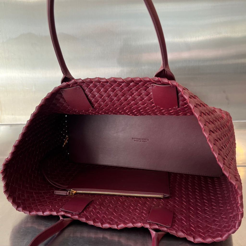 ラージ キャバット 51 バーガンディーレッドのラムスキン