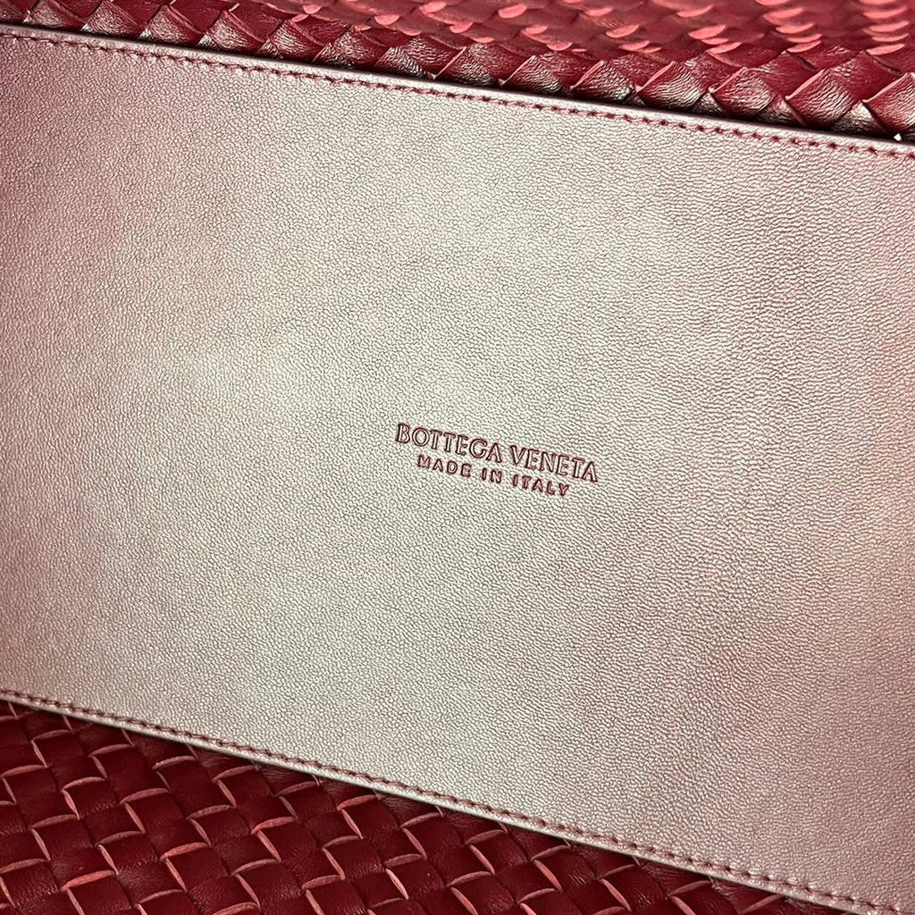 ラージ キャバット 51 バーガンディーレッドのラムスキン