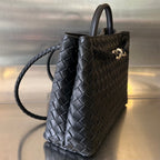 BV MEDIUM ANDIAMO 32CM BLACK LAMBSKIN