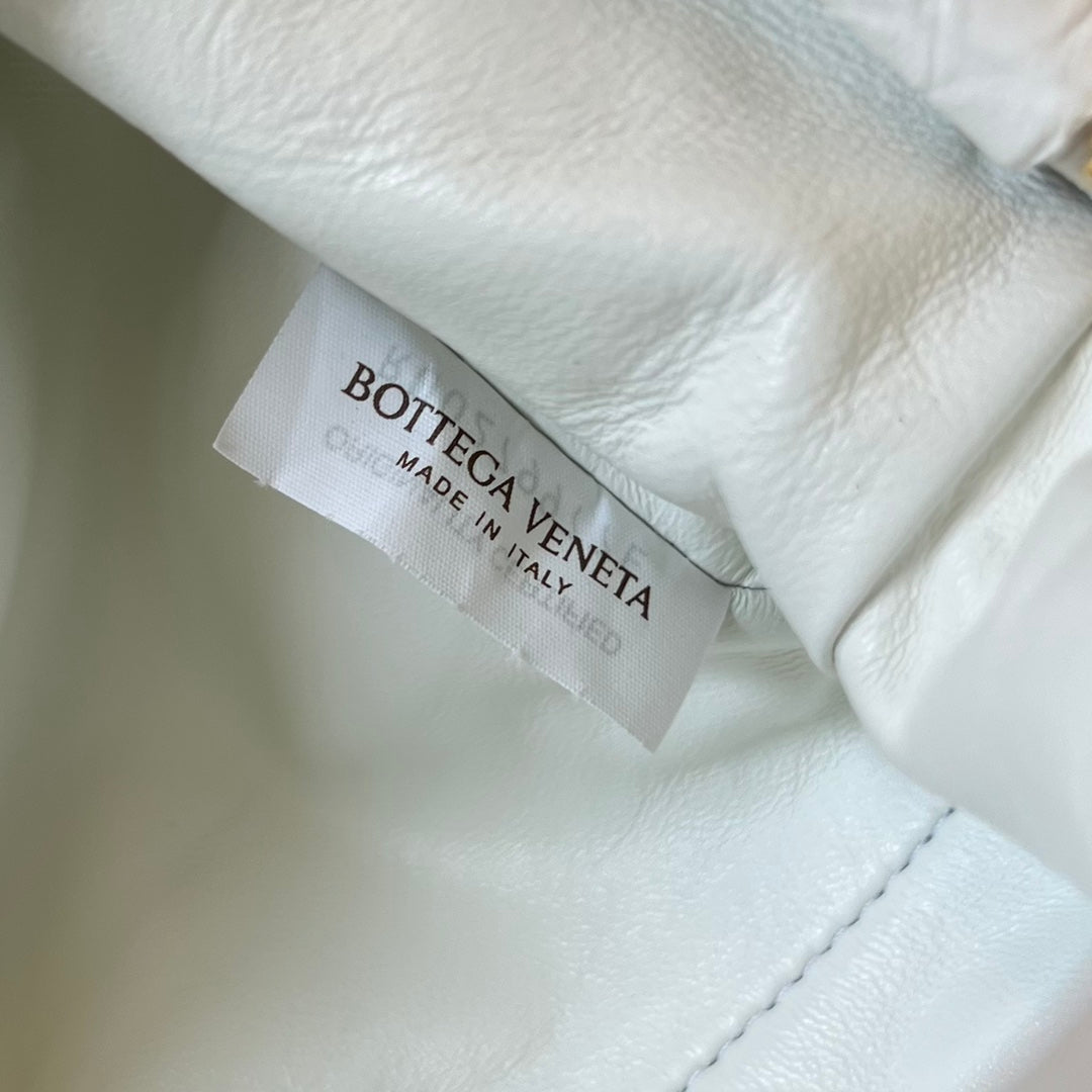 ミニポーチ 22cm プラスターカーフスキン