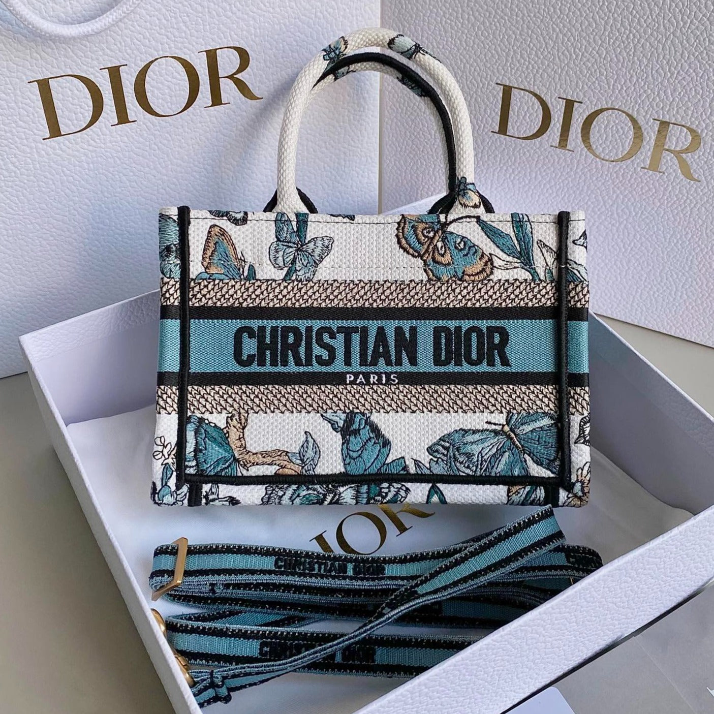 ミニブックトート21 バタフライパターン ブルーカーフスキン