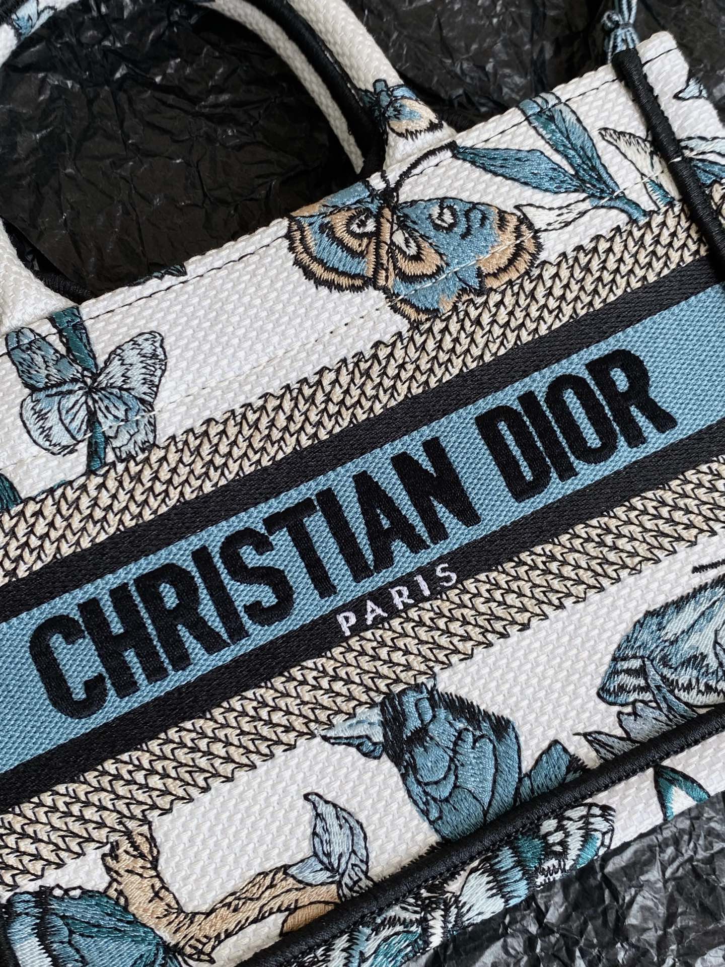 ミニブックトート21 バタフライパターン ブルーカーフスキン