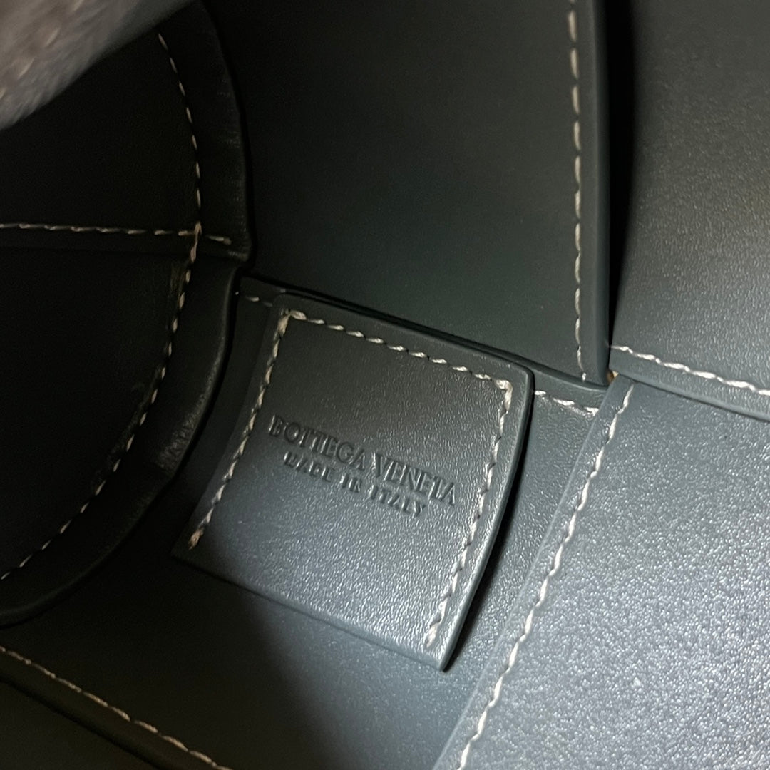 ネバダカーフスキン製小型シリンダーカセット21