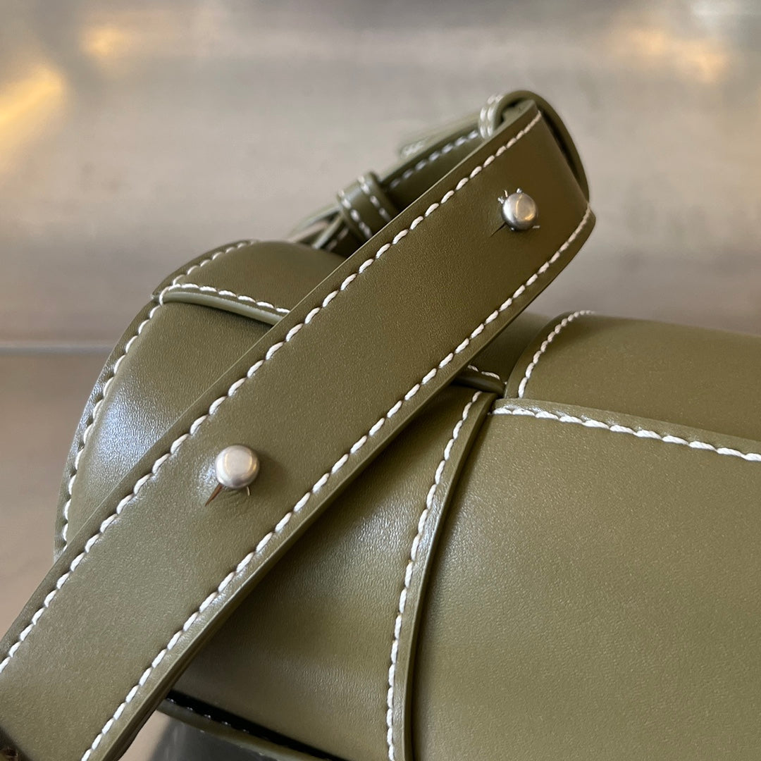 小型シリンダーカセット 21インチ タバコブラウンカーフスキン