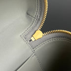 BANG BANG 22 グレーコインカーフスキン製バニティケース