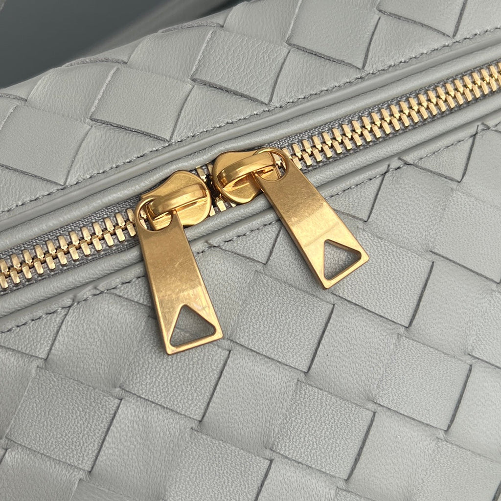 BANG BANG 22 グレーコインカーフスキン製バニティケース