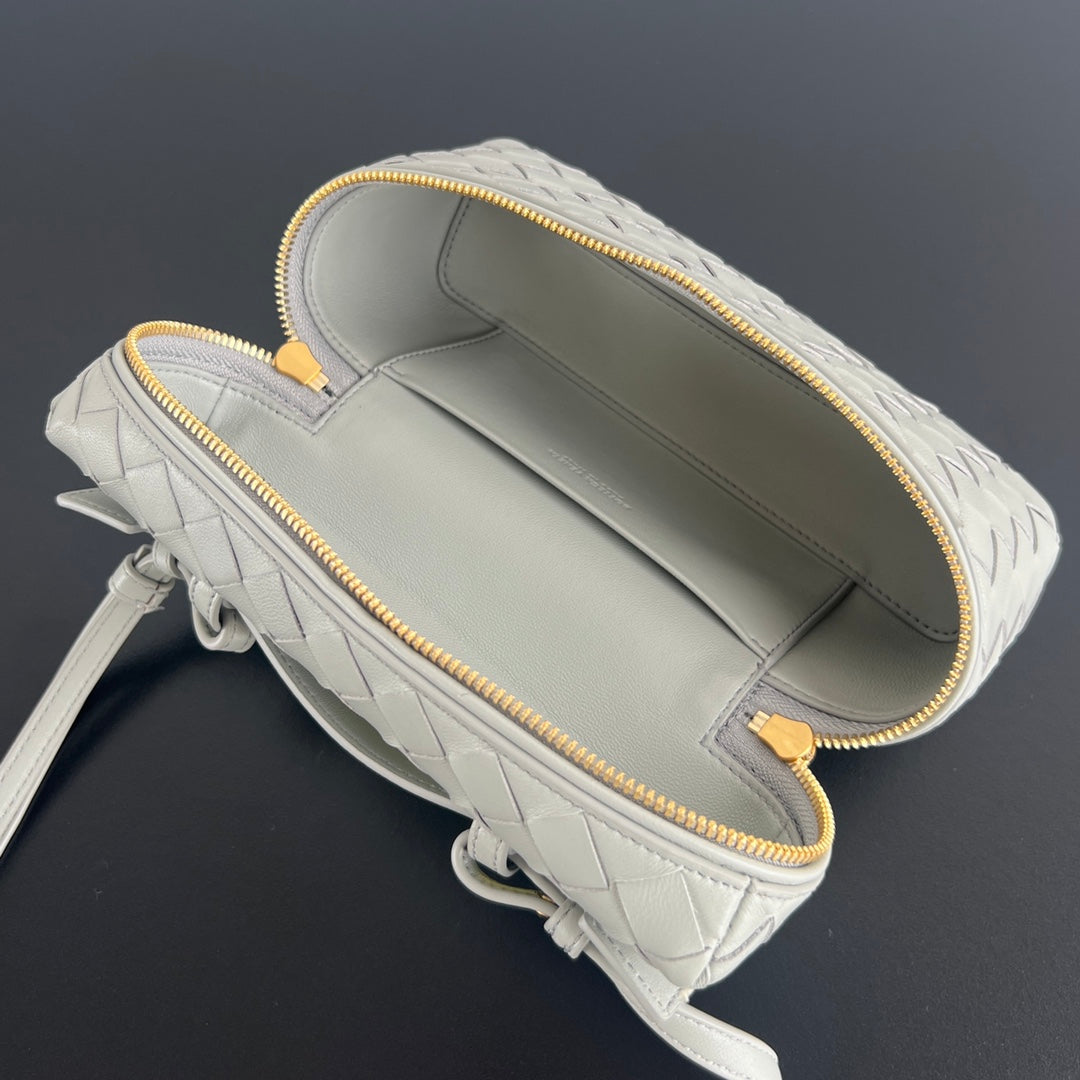 BANG BANG 22 グレーコインカーフスキン製バニティケース