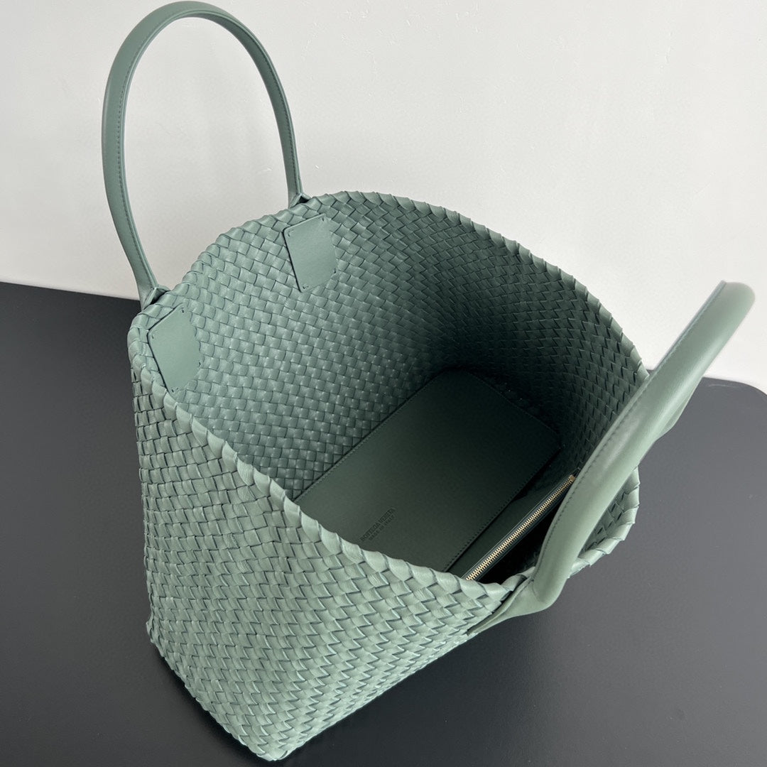 ラージ キャバット 51 ザナドゥ グレー ラムスキン