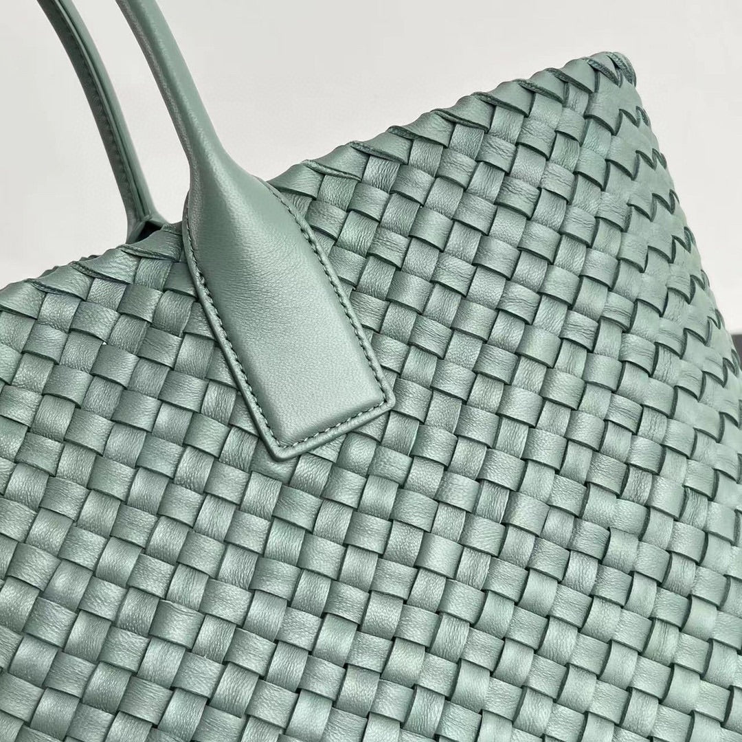 ラージ キャバット 51 ザナドゥ グレー ラムスキン