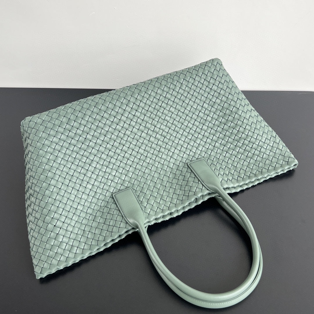 ラージ キャバット 51 ザナドゥ グレー ラムスキン